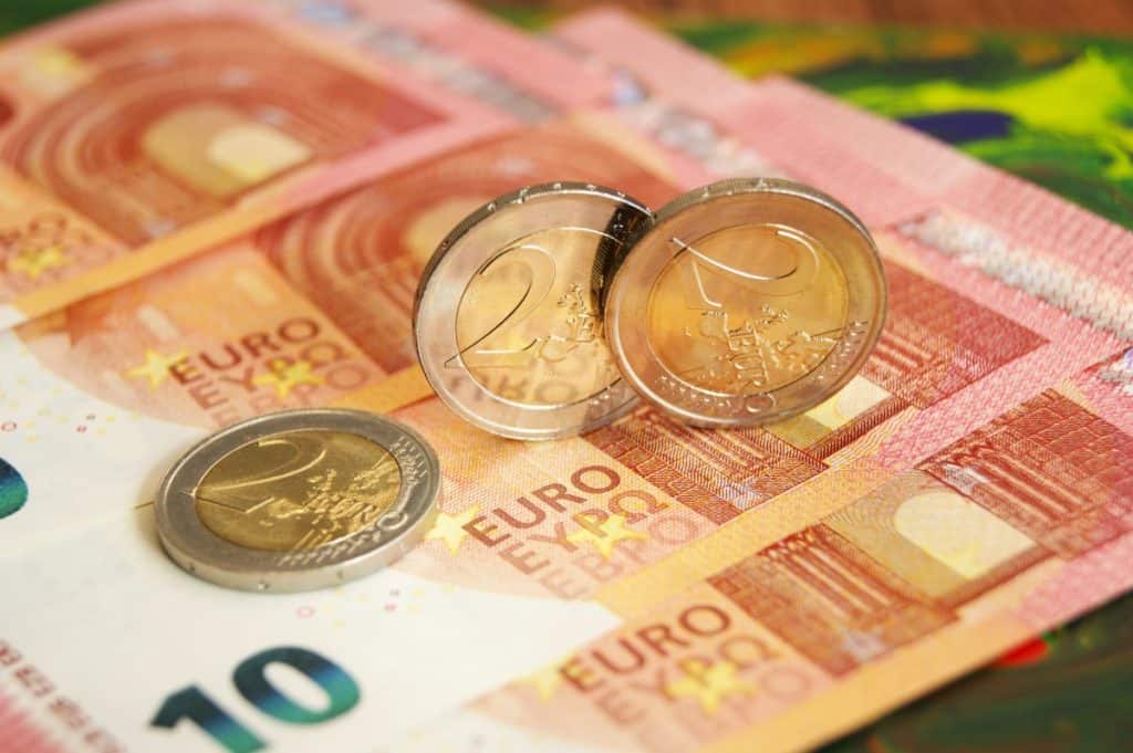 Kako funkcioniše kreditna analiza u modernim bankama Kako funkcioniše kreditna analiza u modernim bankama