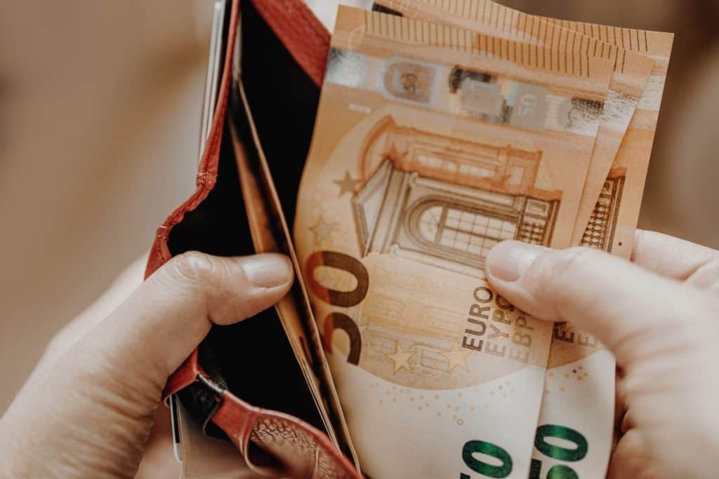 Kako funkcionišu zajednički investicioni fondovi Kako funkcionišu zajednički investicioni fondovi