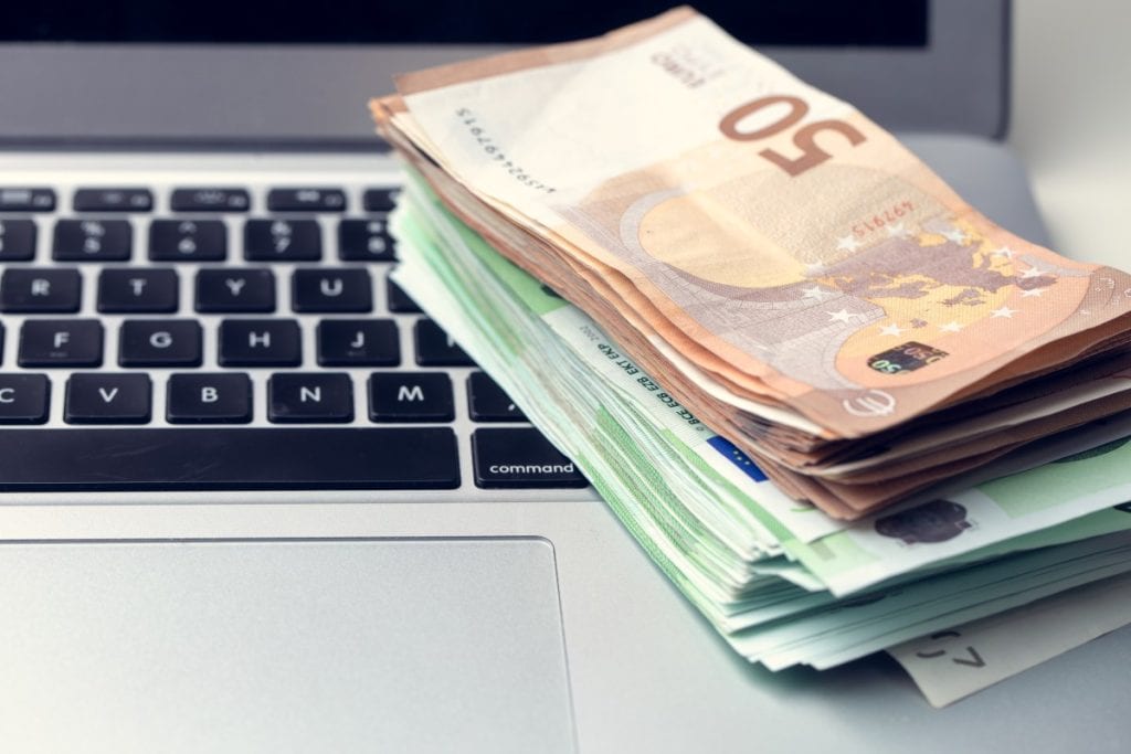 Kako se koristi digitalni novčanik u svakodnevici Kako se koristi digitalni novčanik u svakodnevici
