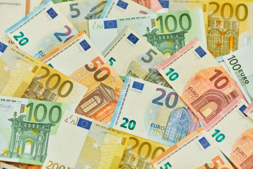 Koje su prednosti korišćenja mobilnog bankarstva Koje su prednosti korišćenja mobilnog bankarstva
